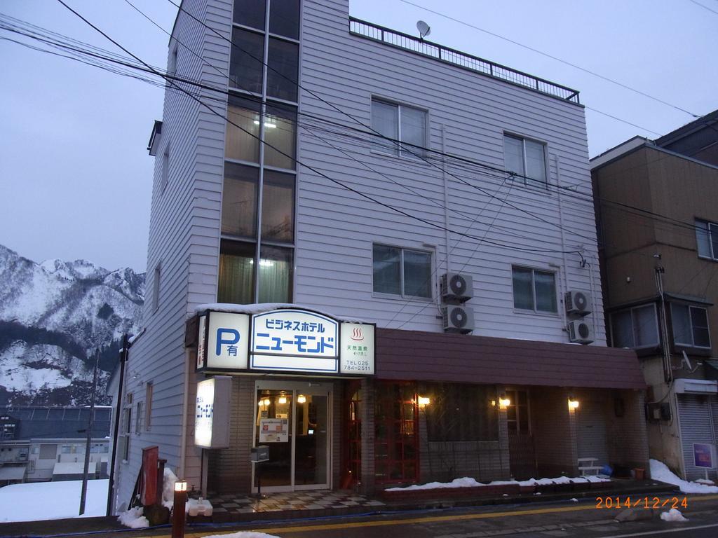 Hotel New Mondo Yuzawa  Exterior photo