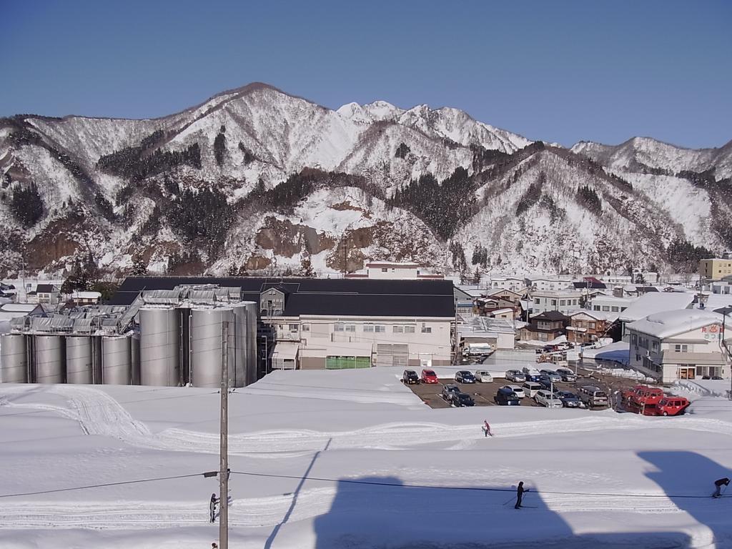 Hotel New Mondo Yuzawa  Exterior photo